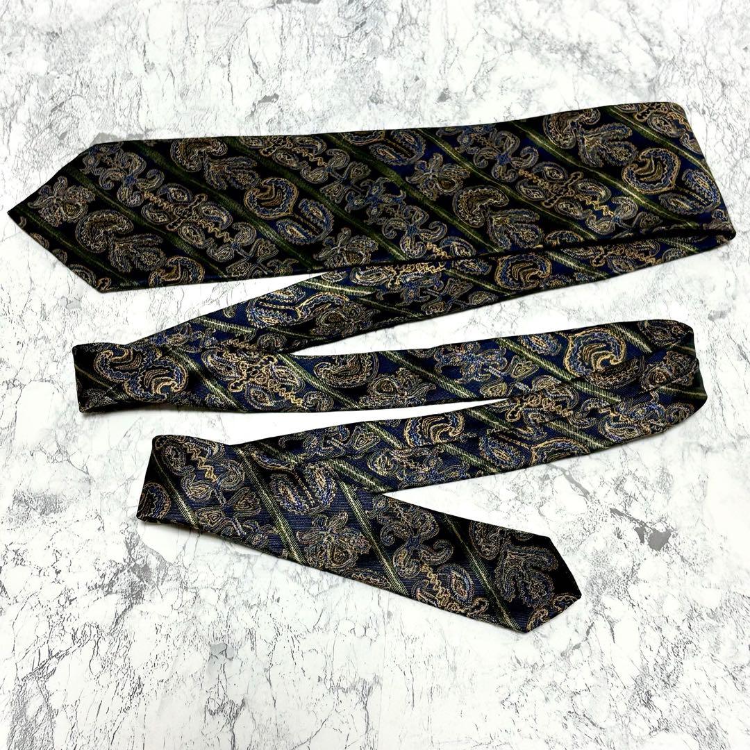 【極美品】イヴサンローラン　ブランド　ネクタイ　シルク　ペイズリー　日本製　緑