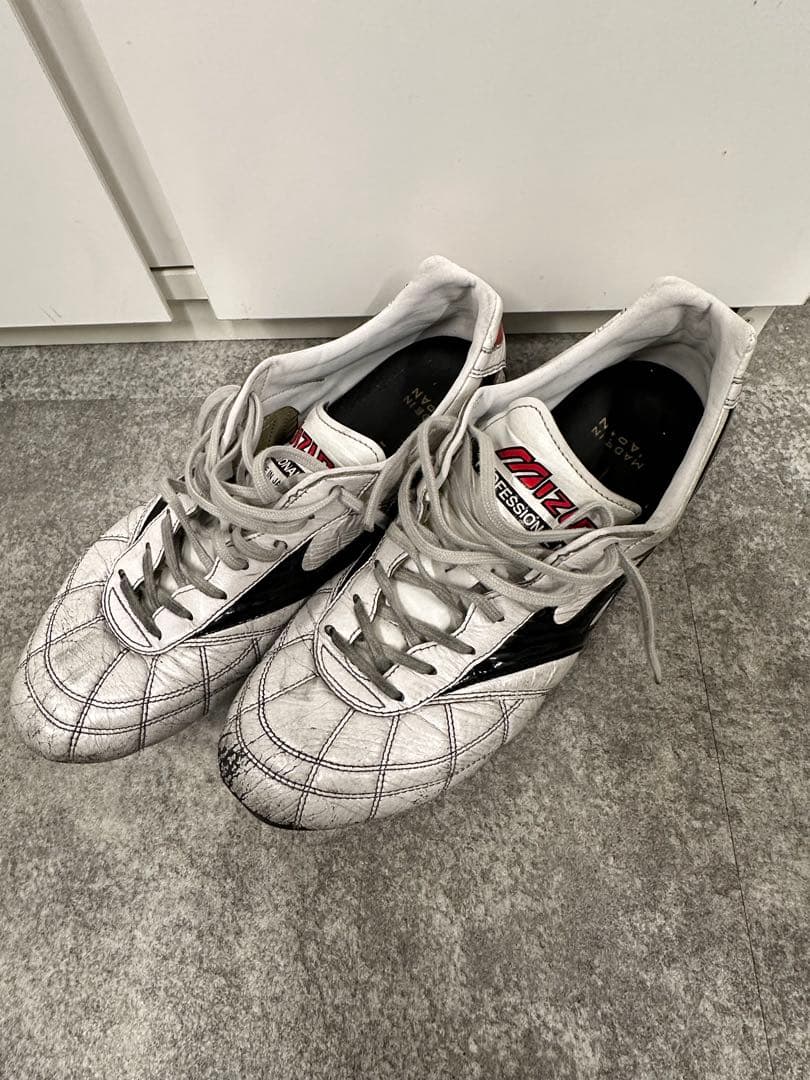 サッカースパイク　モレリア2Japan クロスステッチ　26㎝