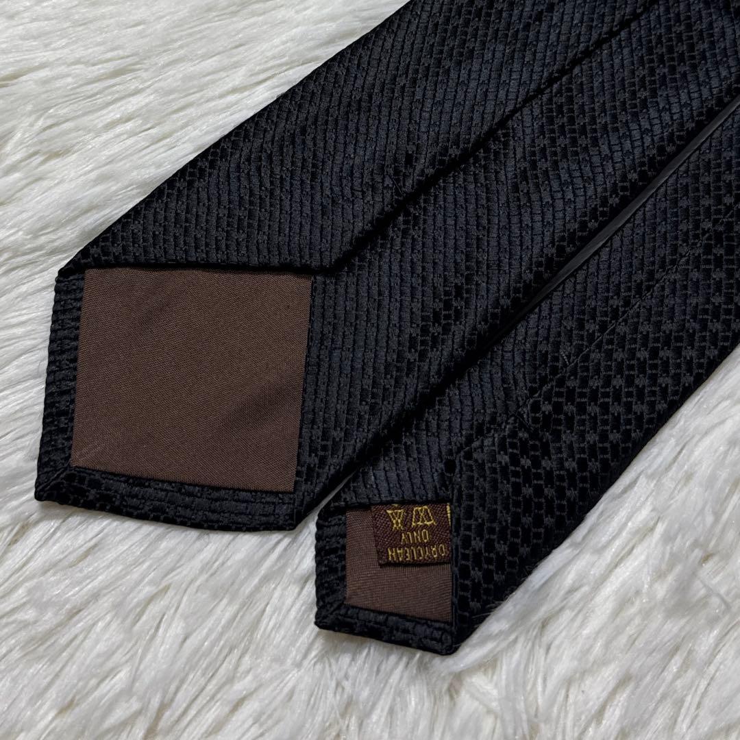 【未使用級】LOUIS VUITTON ブランドネクタイ　高級シルク　ロゴ