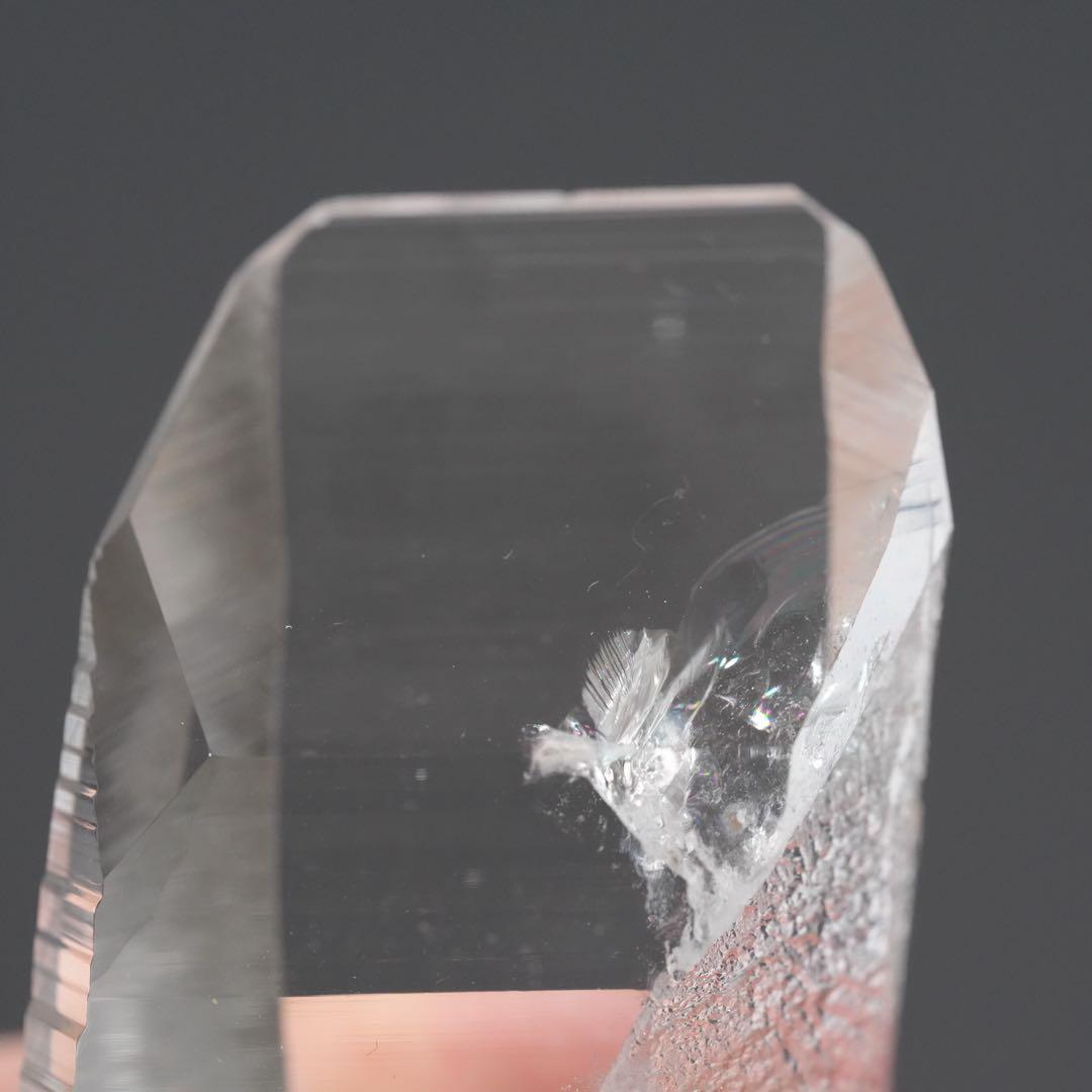 【抜群の透明感】【タビー】水晶 コロンビア産 68×36×24mm