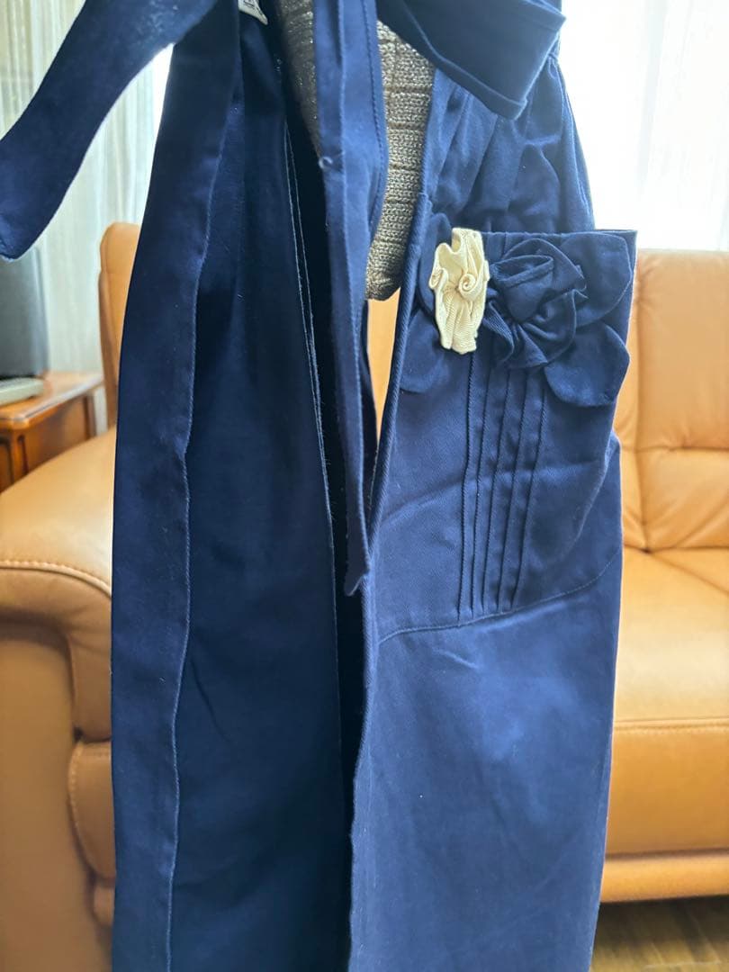 ネイビー　エプロン