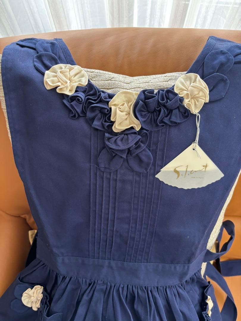 ネイビー　エプロン