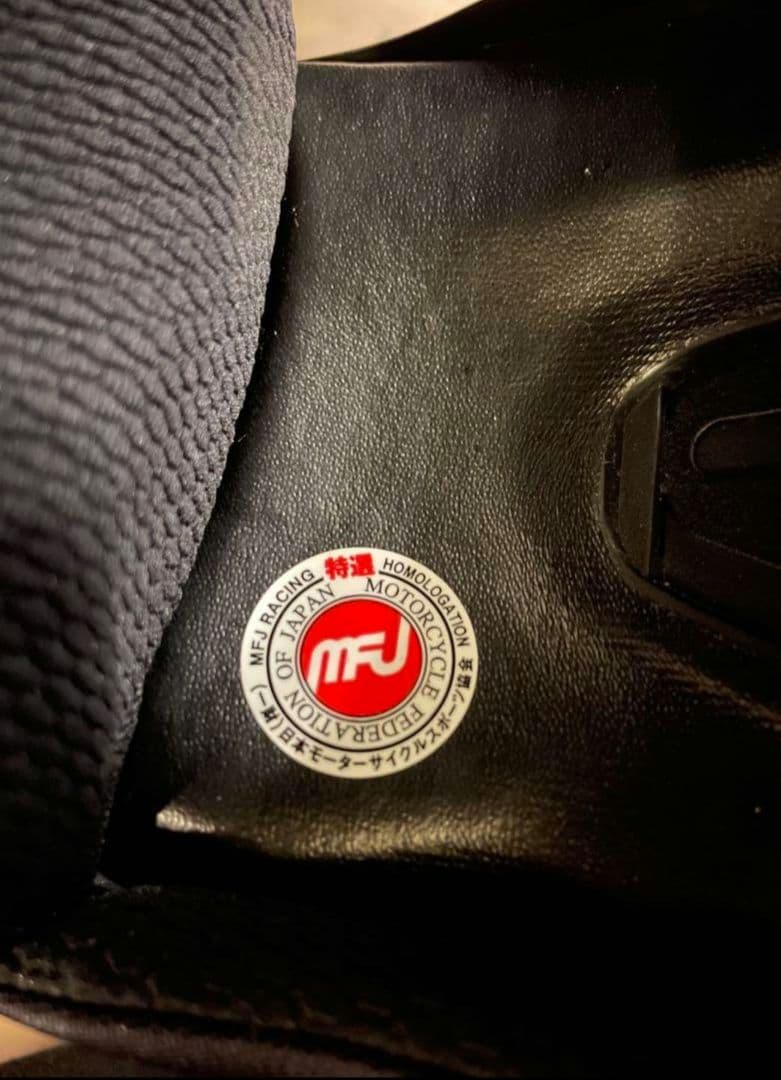 【美品】Arai ヘルメット ラパイドネオ マットブラック　M