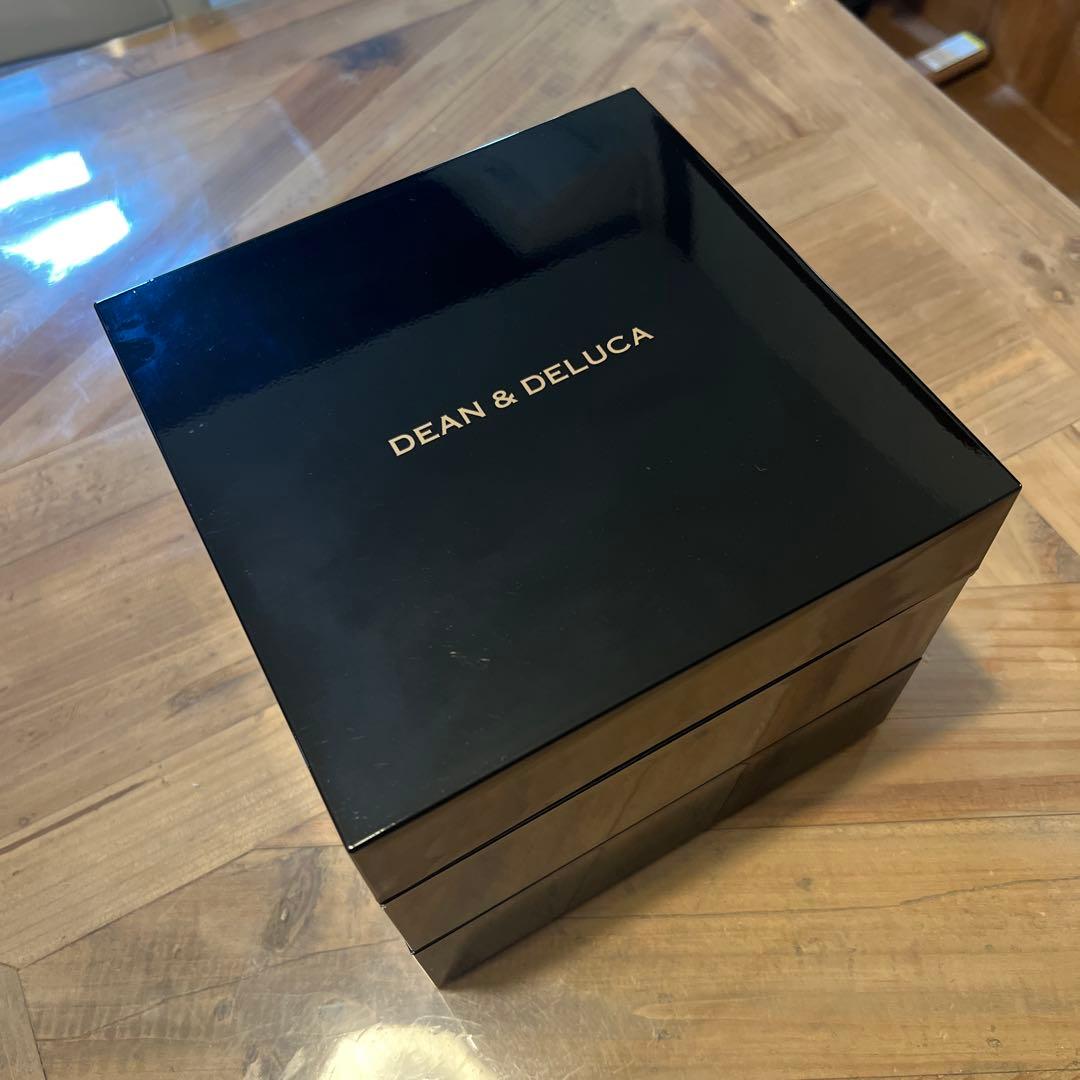 DEEN and DELUCA 重箱　三段重