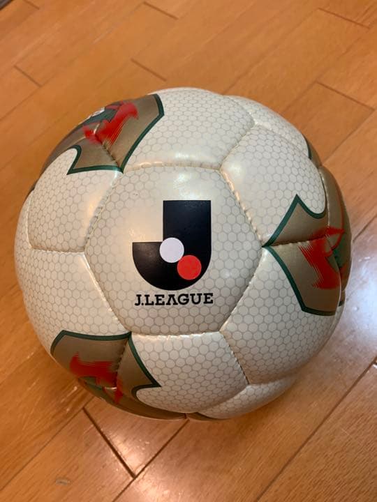 激レア‼️直筆サイン入り 公式試合球 松井大輔 当選品