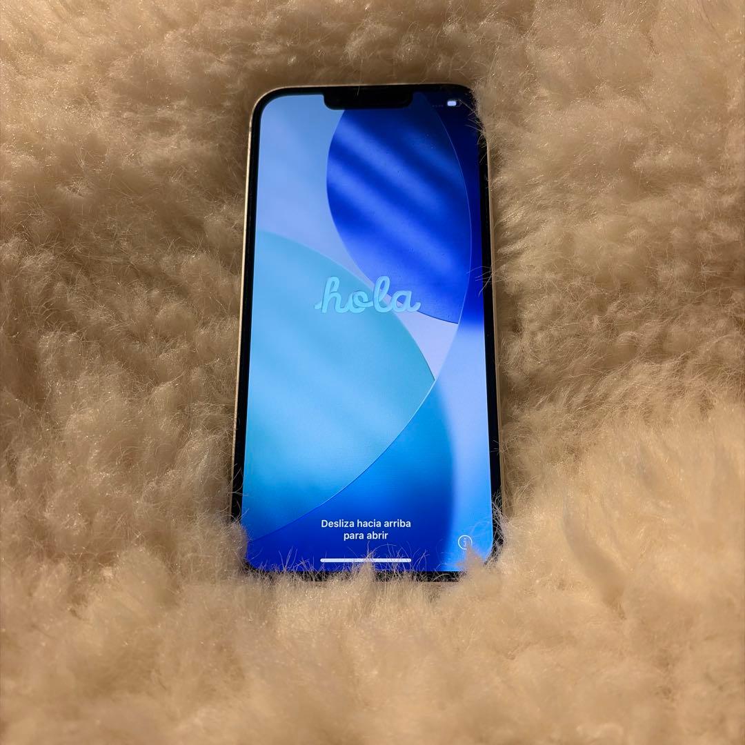 か*ん様 Apple iPhone 13 ホワイト 本体