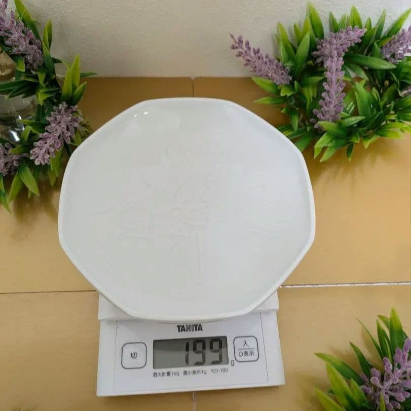 中村清六作　白磁手彫り牡丹絵六角皿佐賀県重要無形文化財](5客)　未使用