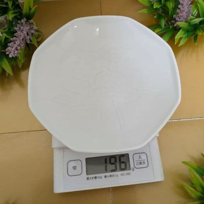 中村清六作　白磁手彫り牡丹絵六角皿佐賀県重要無形文化財](5客)　未使用