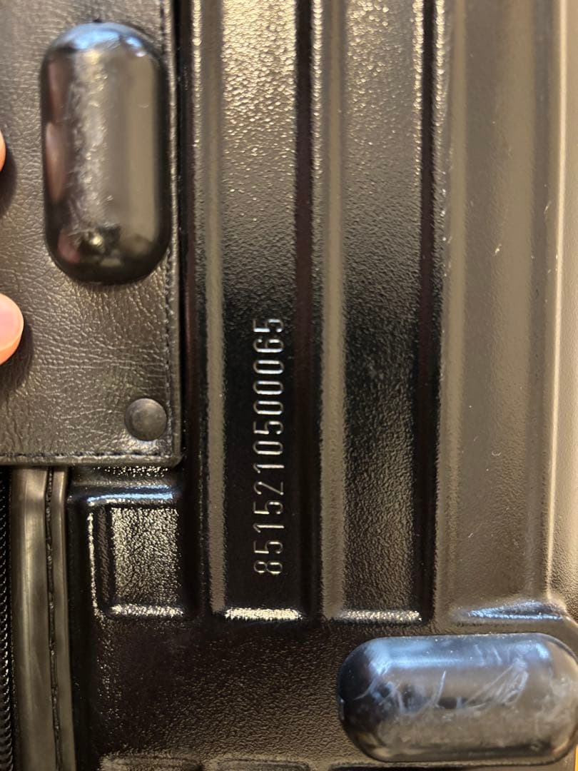 リモワ　サルサ　2輪　機内持ち込み　ブラック