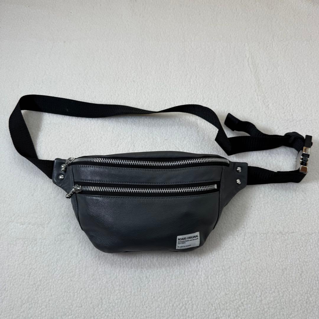 ROARS ORIGINAL グレー ボディバッグ　ほぼ未使用