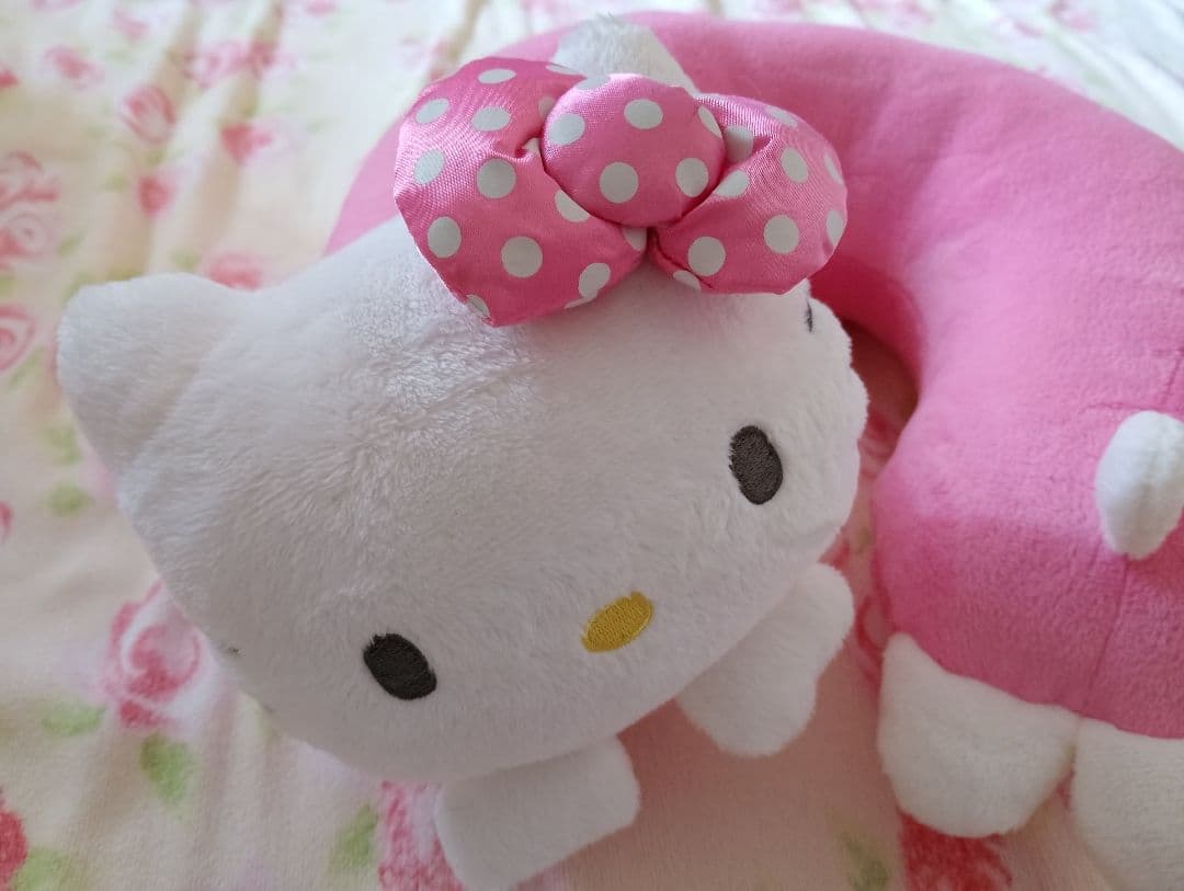 サンリオキャラクターズ ハローキティ 低反発 ネックピロー 旅行 快適 グッズ