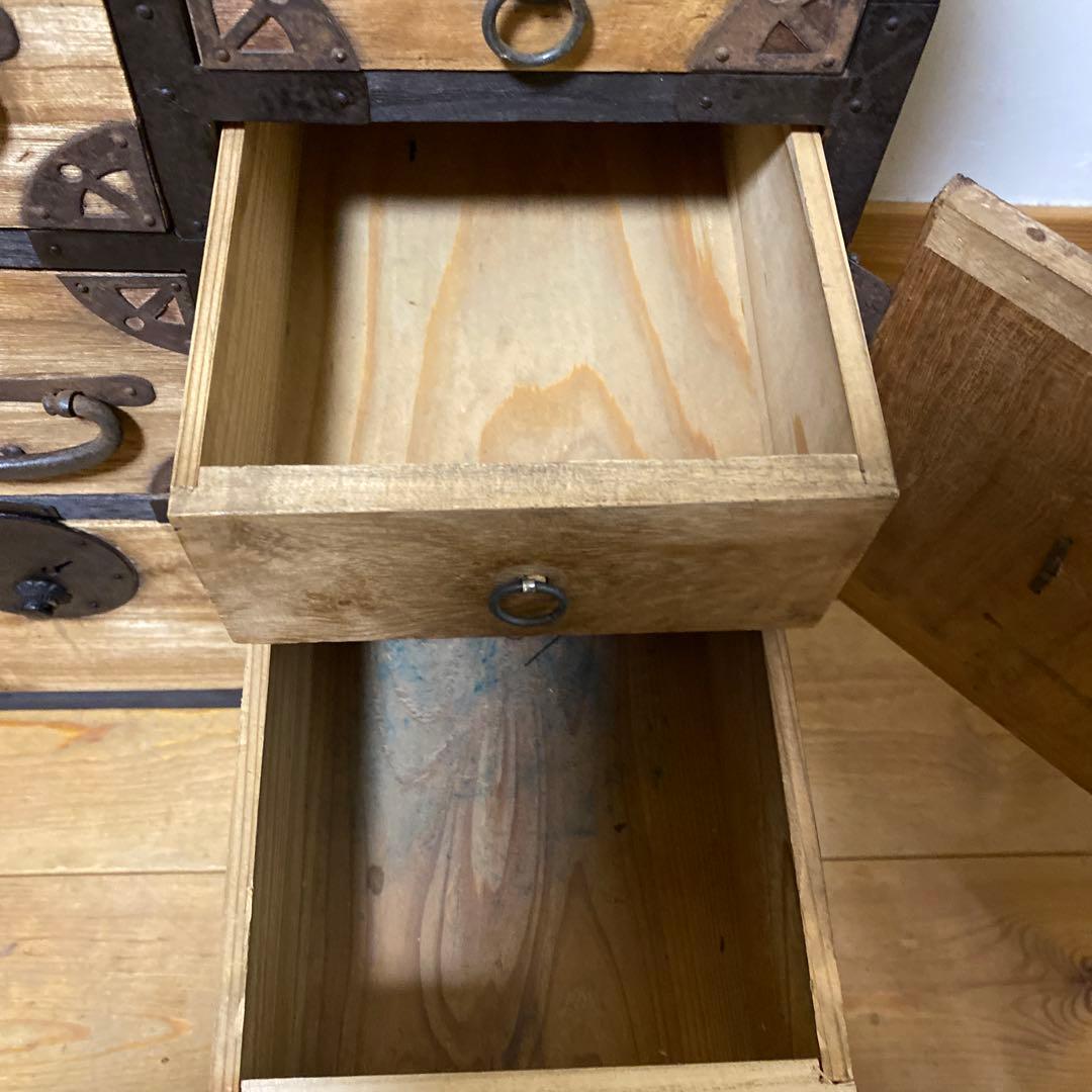 桐の箪笥　いちご