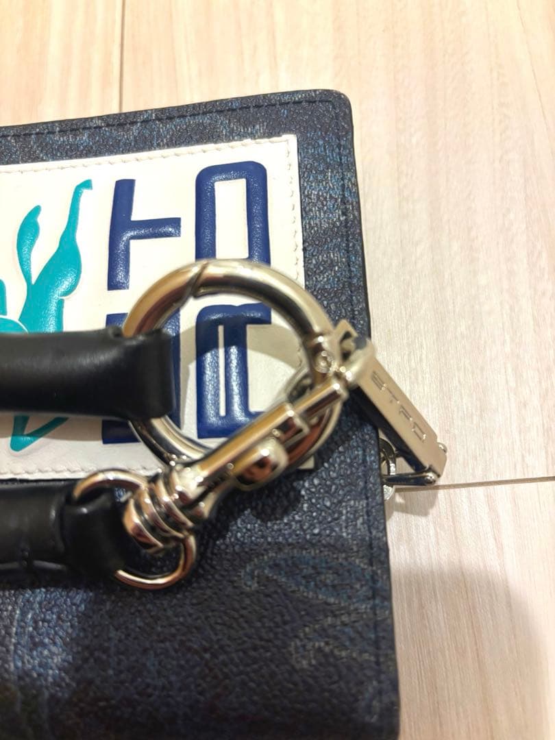 年*球様 ETRO メンズ　二つ折り財布　ストラップ付
