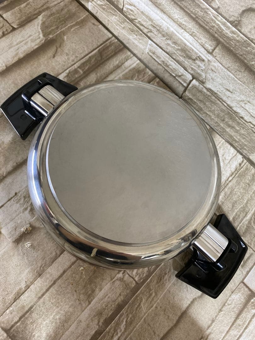 ロイヤルクイーン　【IH対応品】　１コート蓋付き　美品