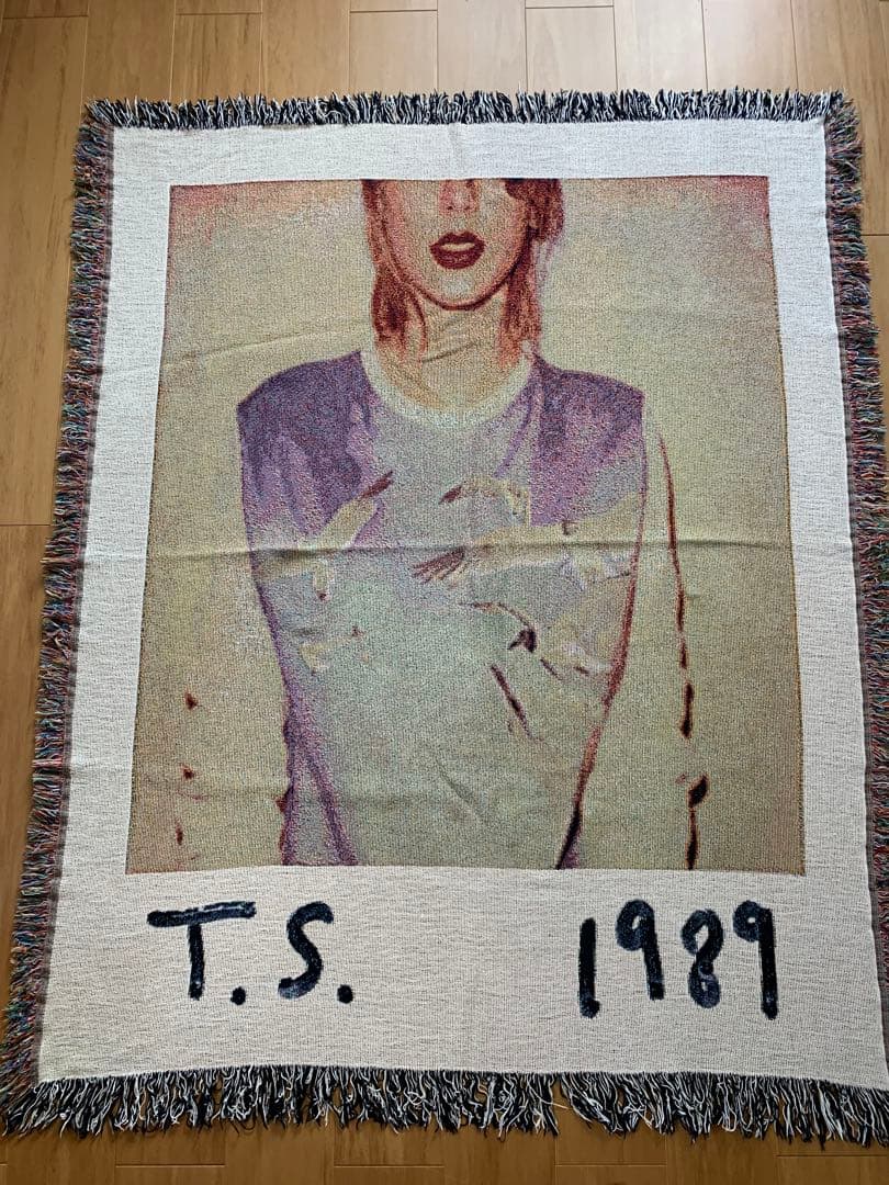 【美品】テイラースウィフトTAYLOR SWIFT 1989 ブランケット
