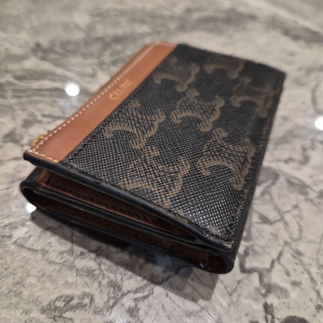 CELINE 三つ折り財布 美