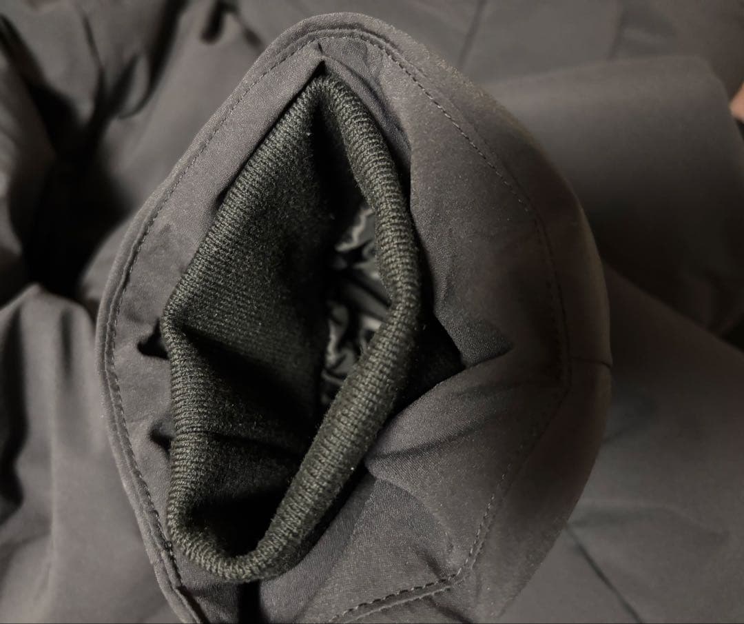 今季　ユニクロ　シームレスダウンロングコート＋　L