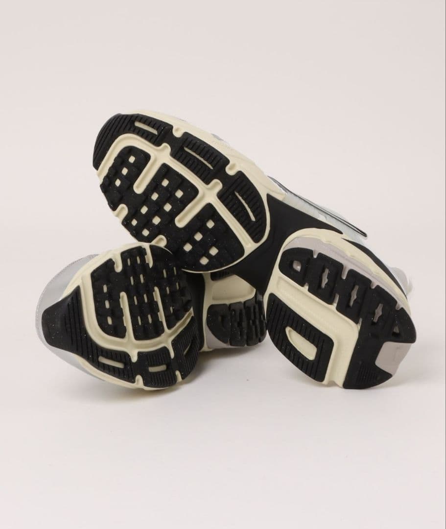 【co】完売サイズ✨NIKE★ナイキ★V2K★スニーカー★24.5cm