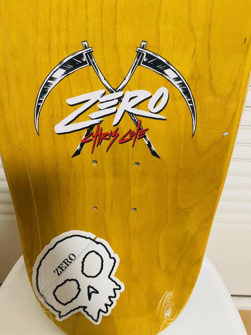 台湾製無地黒デッキテープ付き　ZERO ゼロ スケートボードデッキ　8.25