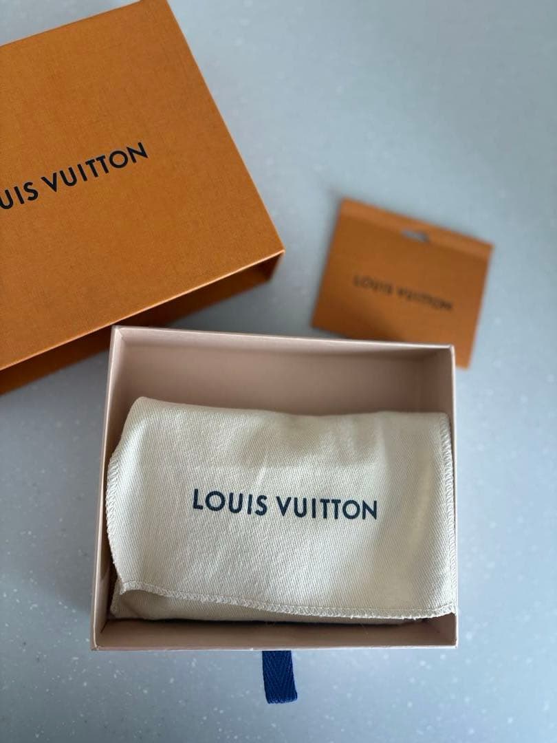 【正規品】ルイヴィトン 三つ折り財布 モノグラムア ポルトフォイユヴィクトリーヌ