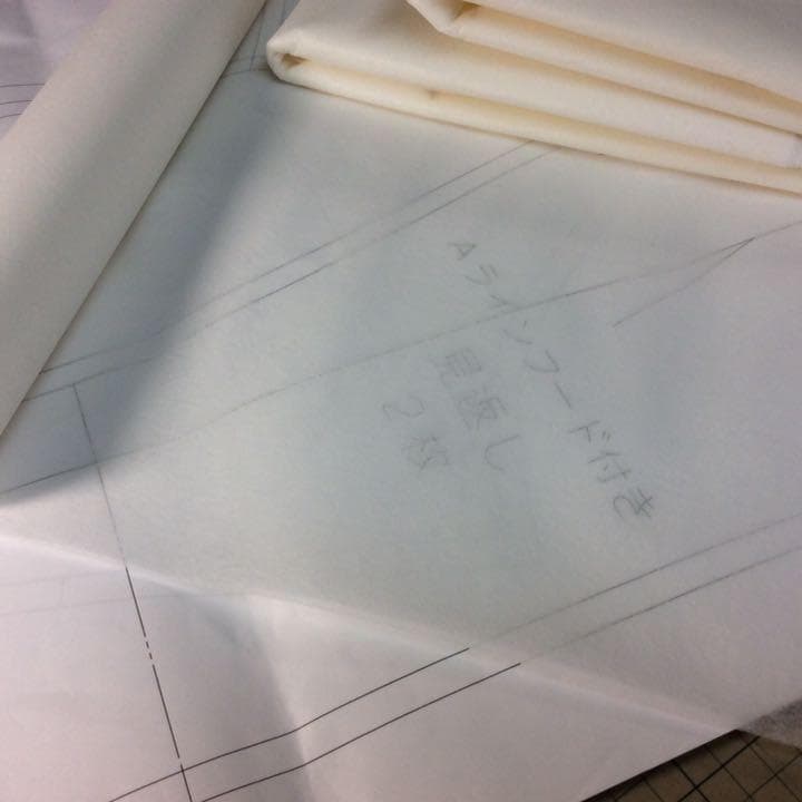 【新品巻】a41703 不織布無地型紙用紙 100巾 100m 国産高品質