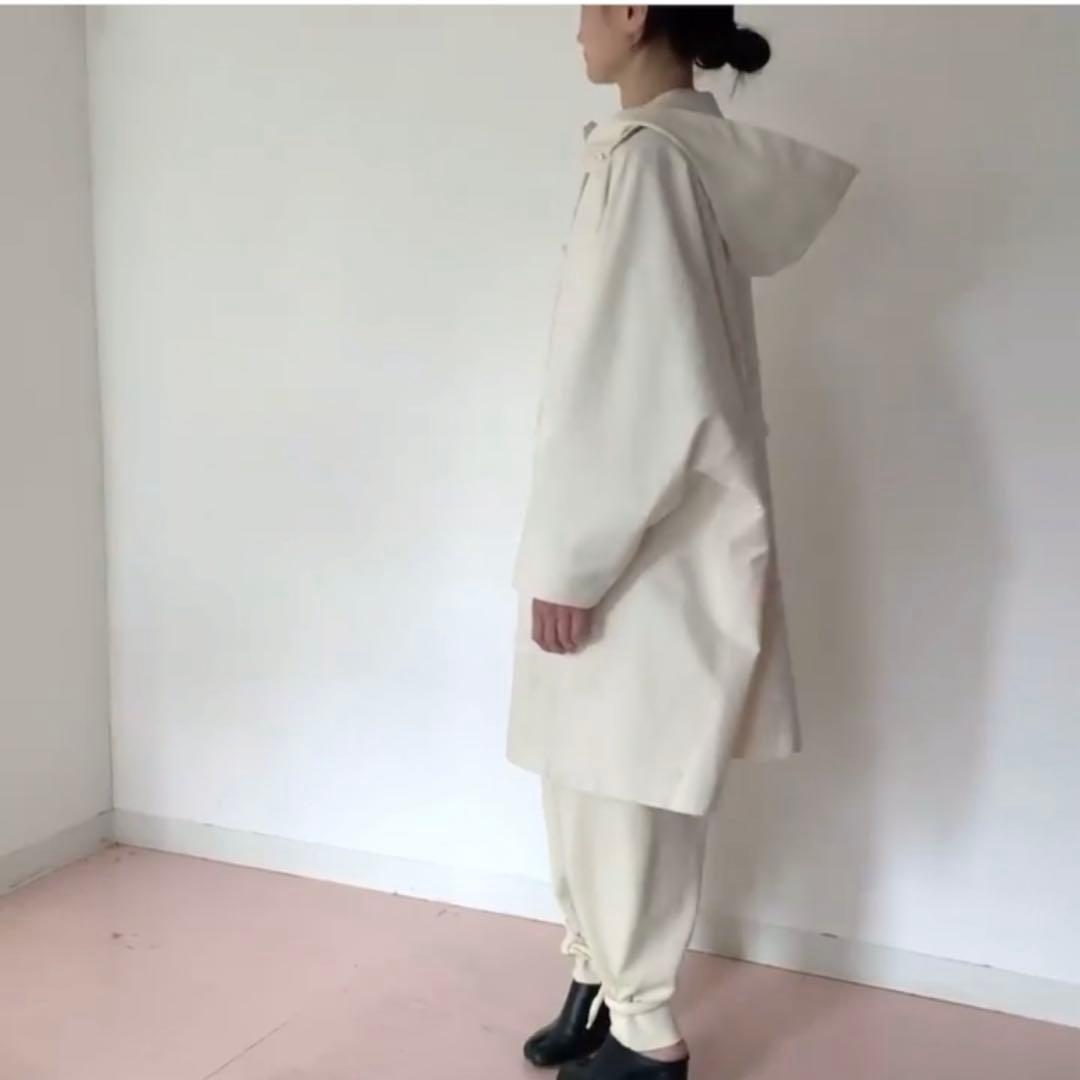 美品　TENNE HANDCRAFTED MODERN ケープコート　アイボリー