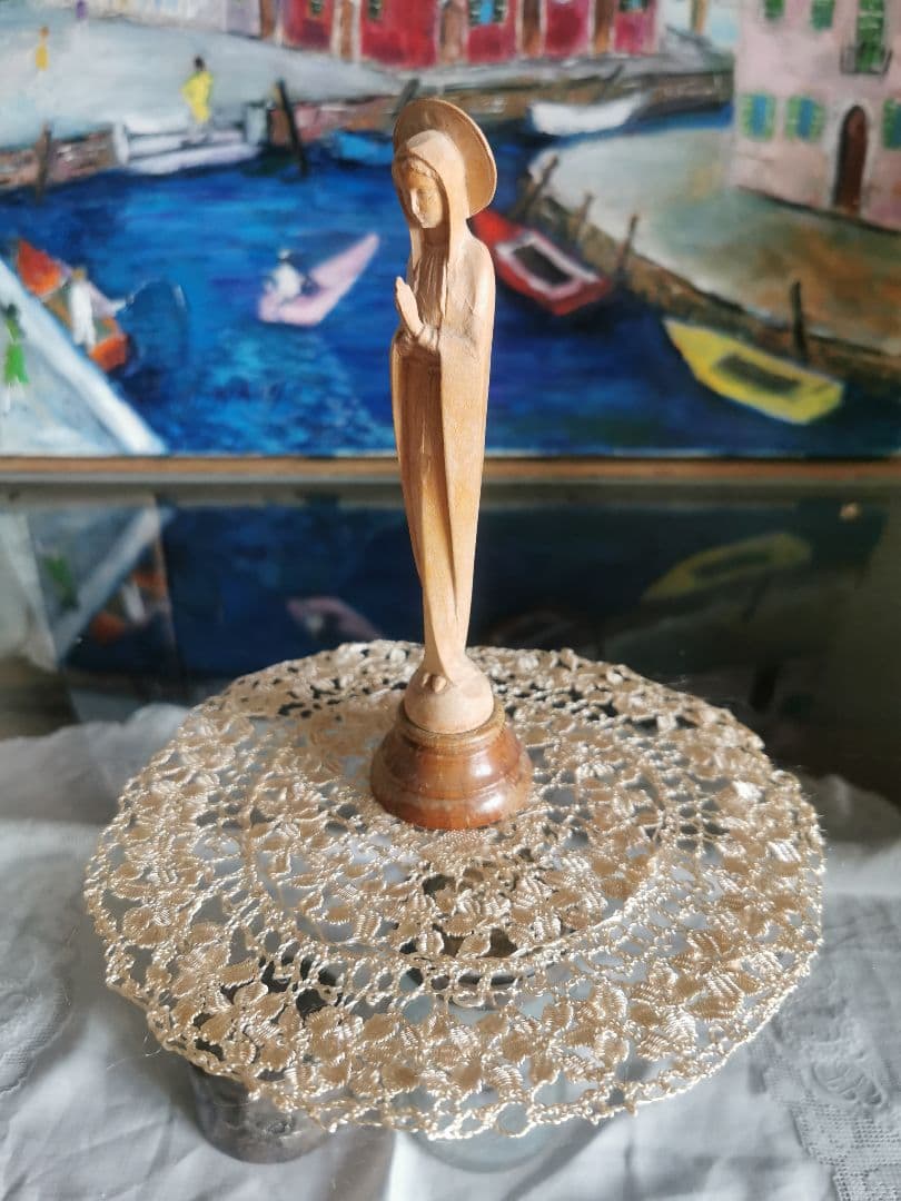 アンティークイタリア マルチーズレース 黄金色の絹糸ボビン編み 19㎝ドイリーβ