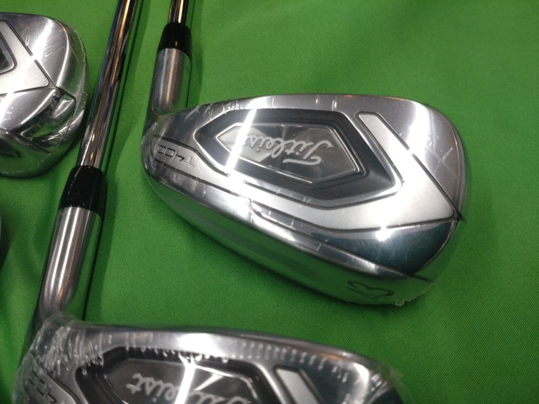 希少新品未使用品タイトリストT400 7〜43°5本 NSPRO950neo S