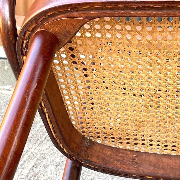 トーネット　ビンテージベントウッドチェア　No811 アームチェア　A