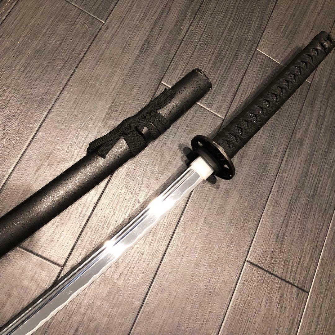 黒　模造刀　樋有刀身　黒拵え　モダン刀