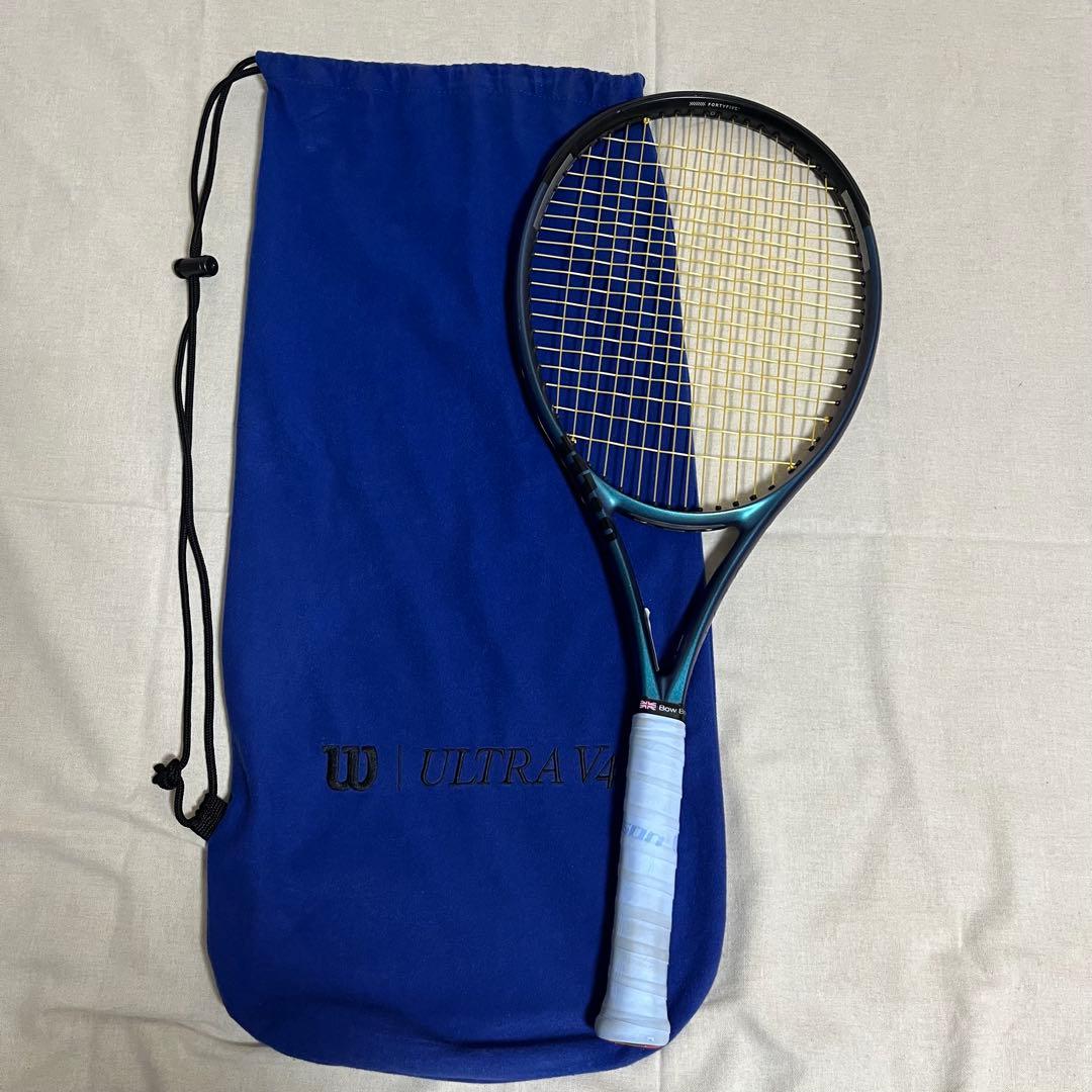 ② Wilson Ultra 100L V4 G2テニスラケット 専用ケース付き