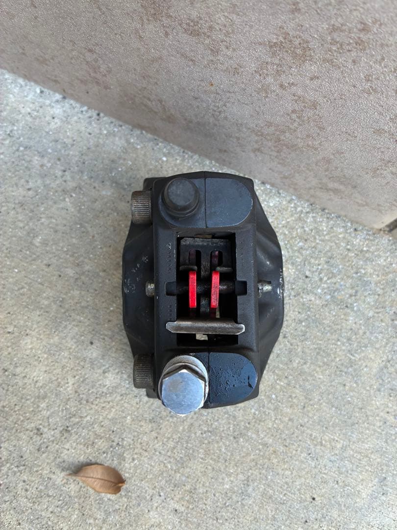 brembo 旧カニ　84mブレーキキャリパー ブラック