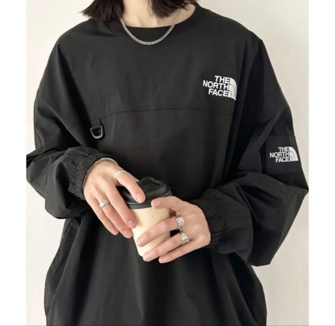 ノースフェイス　韓国限定品　バイカラー 切替ワンポイント クルーネックトップス