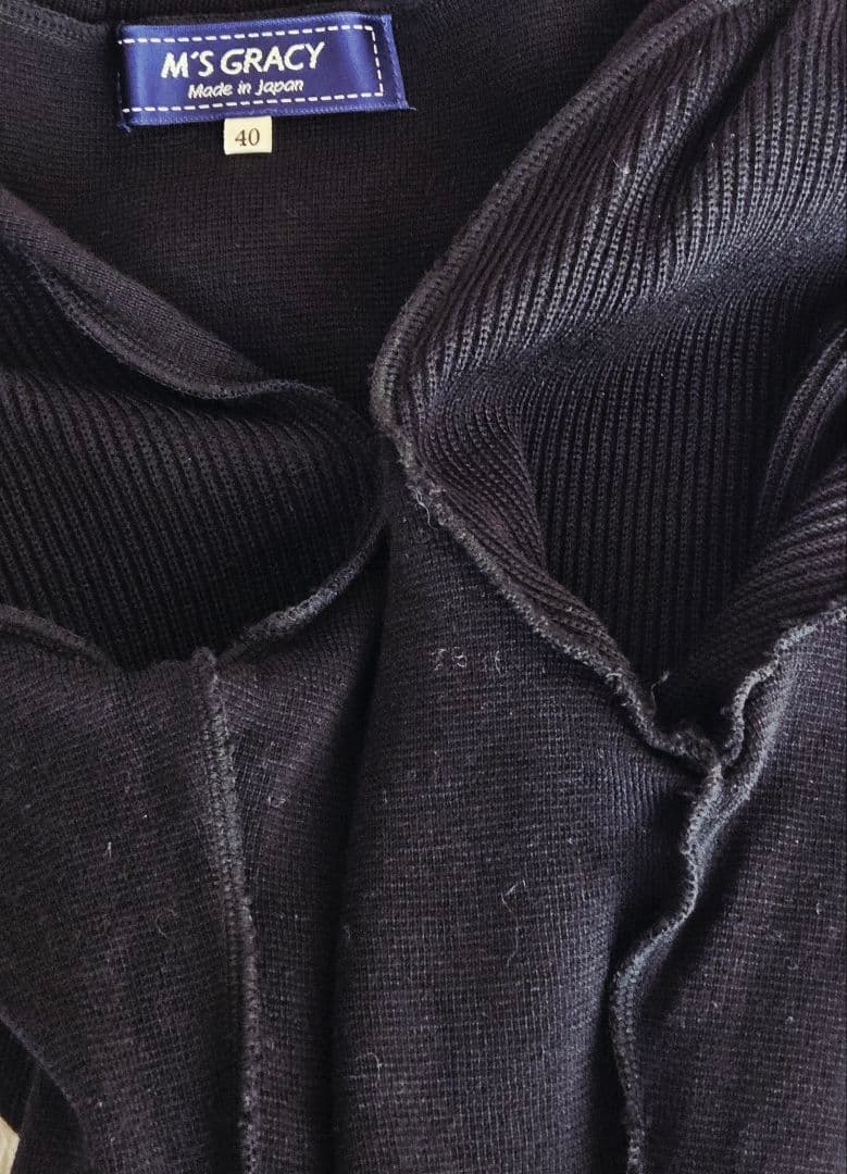 配色フリルニット