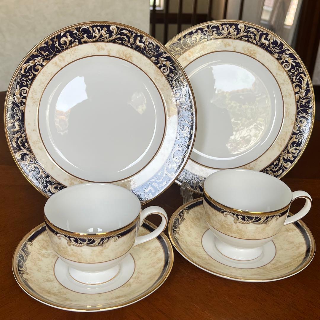 【美品】英国製　ウェッジウッド★コーヌコピア★トリオ　ペア