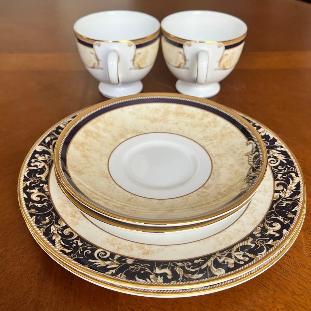 【美品】英国製　ウェッジウッド★コーヌコピア★トリオ　ペア