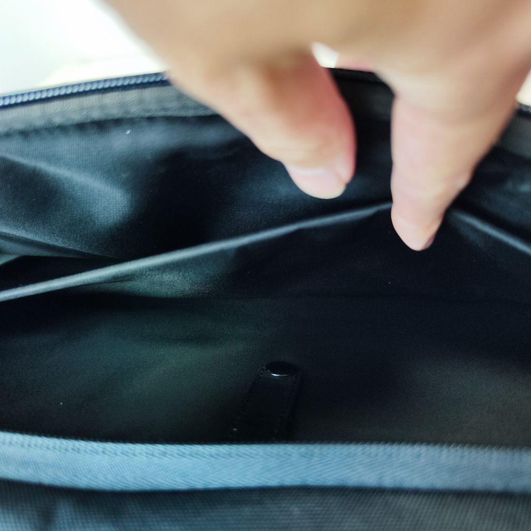 コートエシエル riss リス ボディバッグ ネイビー 大容量 13インチ収納可