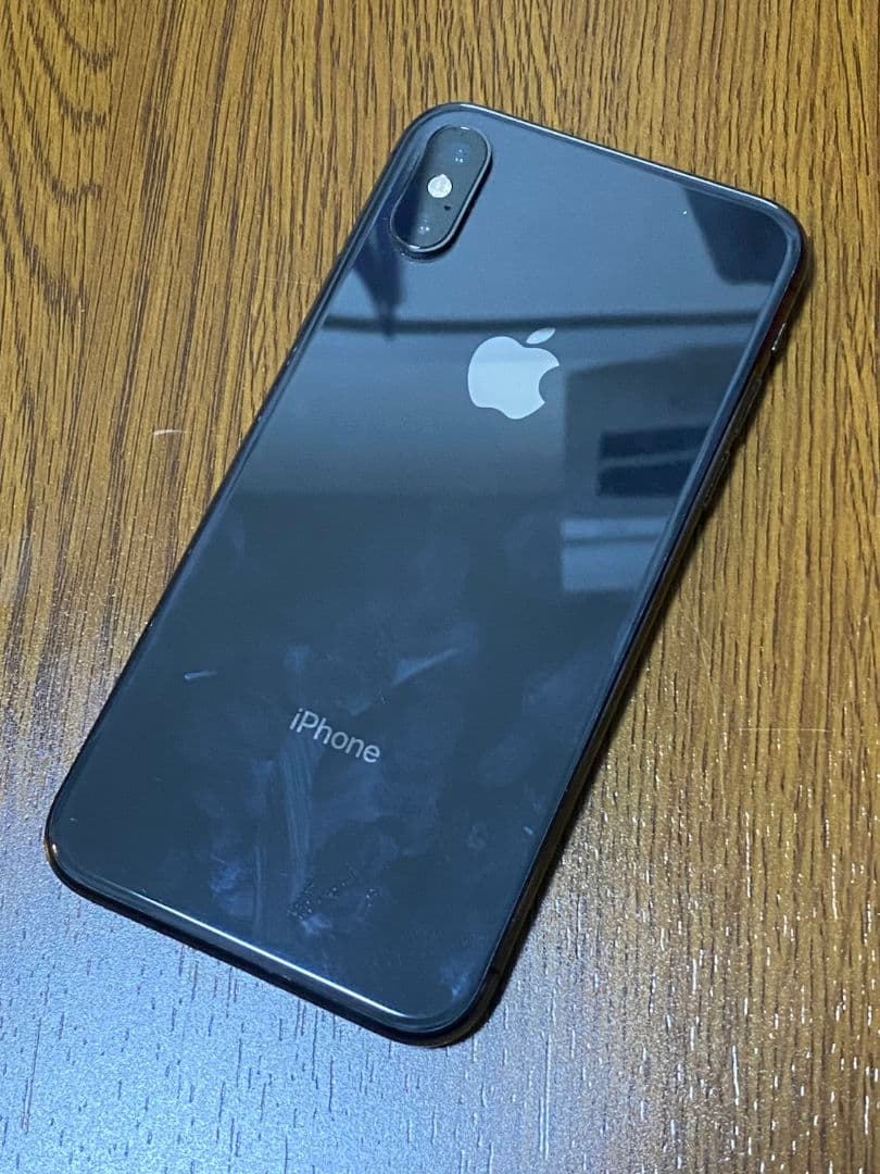 Apple iPhone X ブラック 本体　SIMロックあり
