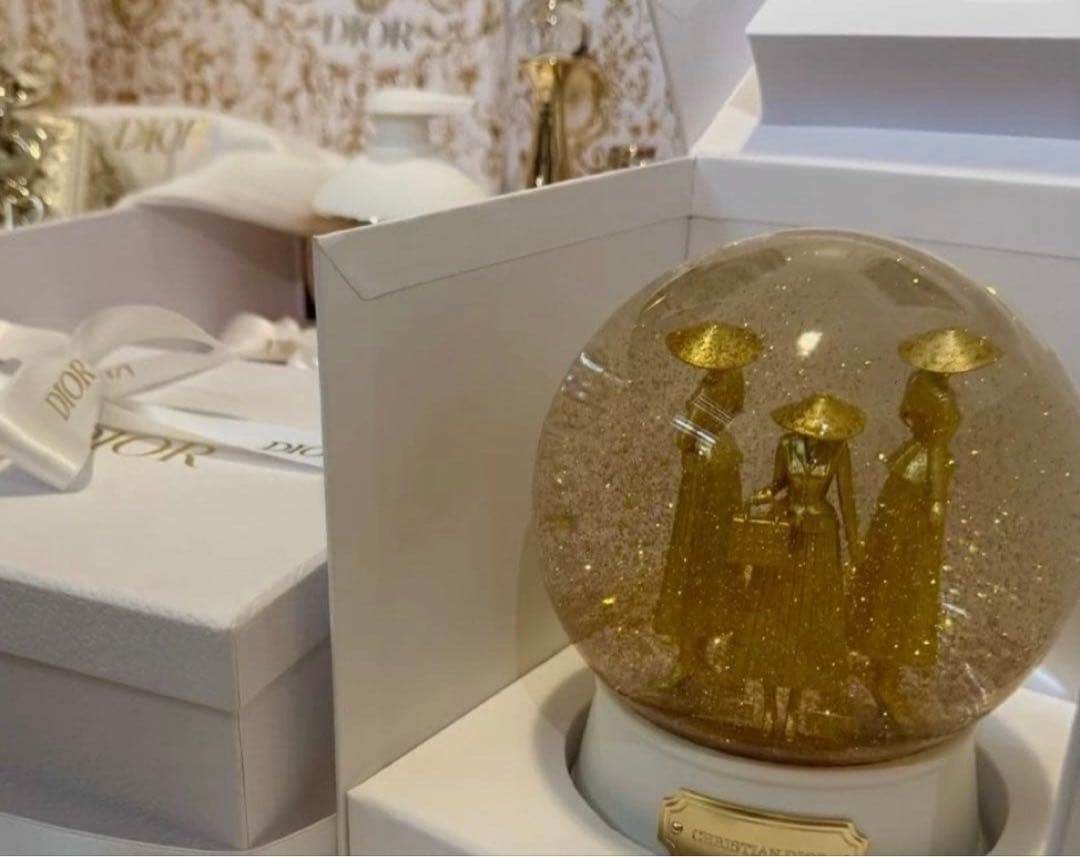 Dior スノードーム 新品 箱あり