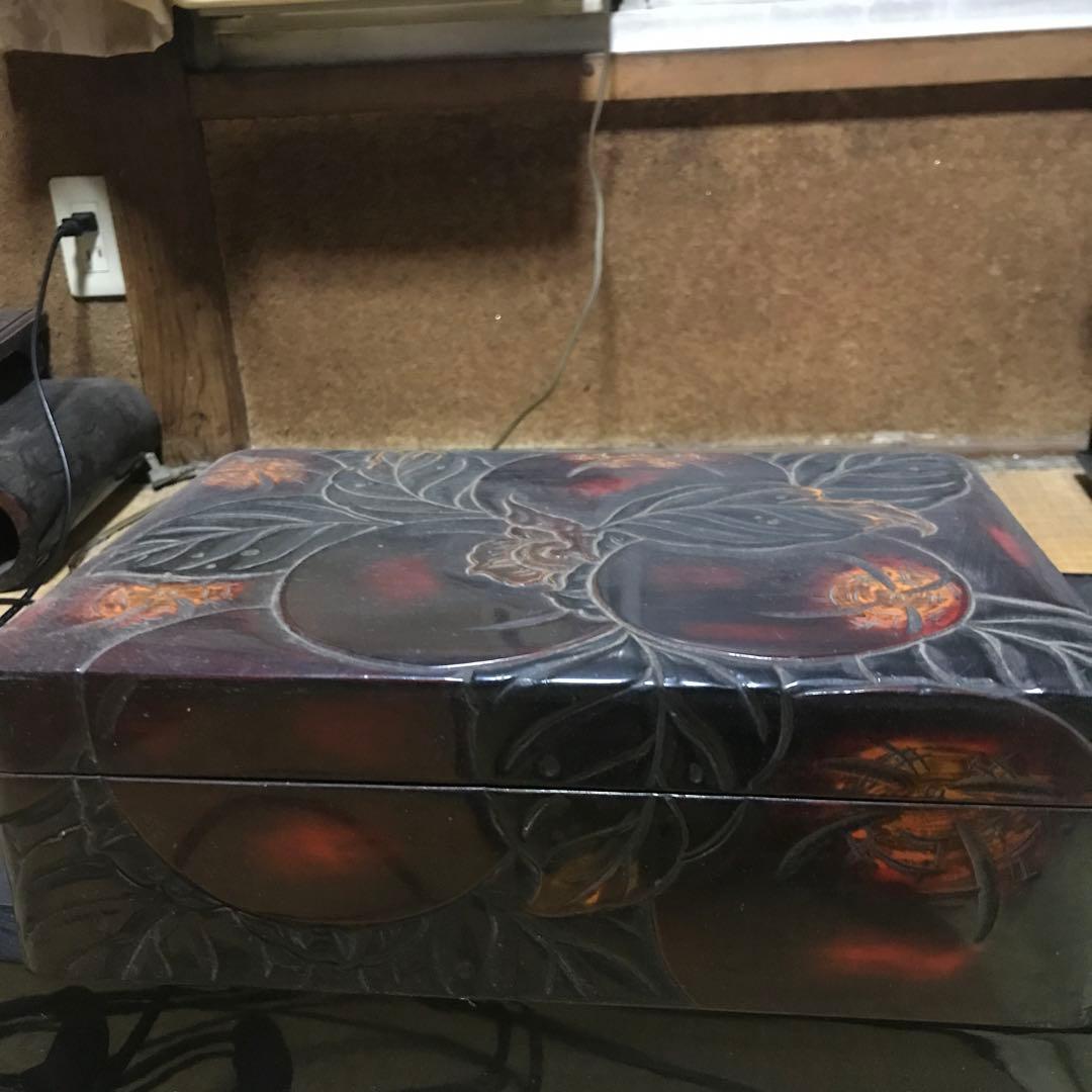 果物模様 漆器 長方形箱