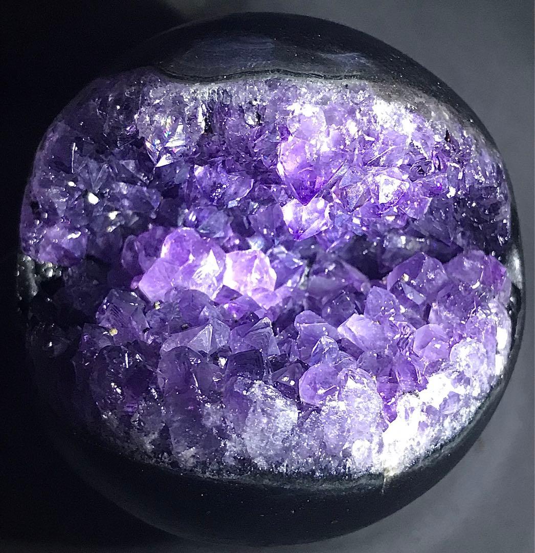 希少　天然石　ウルグアイ産　アメジスト　笑口　ドーム　天使の指紋多数　虹あり