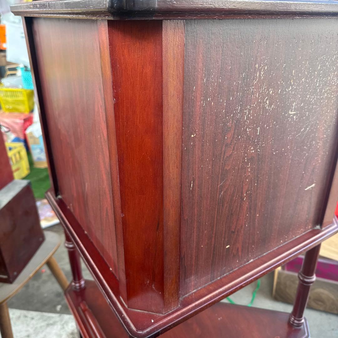 アンティーク　木製キャビネット 2段式 ガラス扉付き