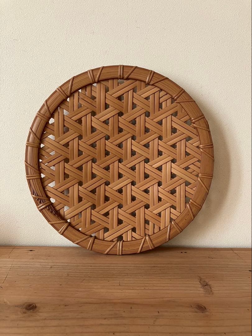 竹工芸閑　飯島正章さん　亀甲編み盛り皿
