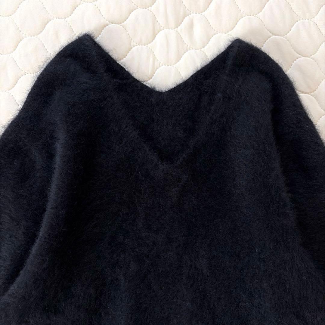 【極美品】BEARDSLEY ファーニットフレアプルオーバー　ニット　ブラック