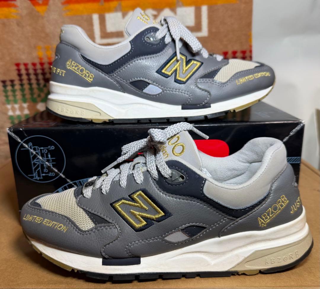 靴 New Balance CM1600LE