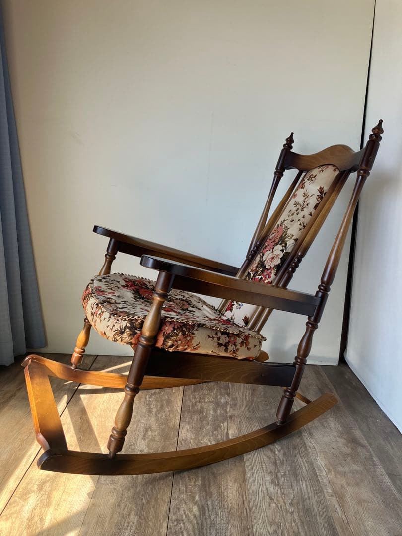 TOYO FURNITURE トーヨーファニチャー　ロッキングチェア