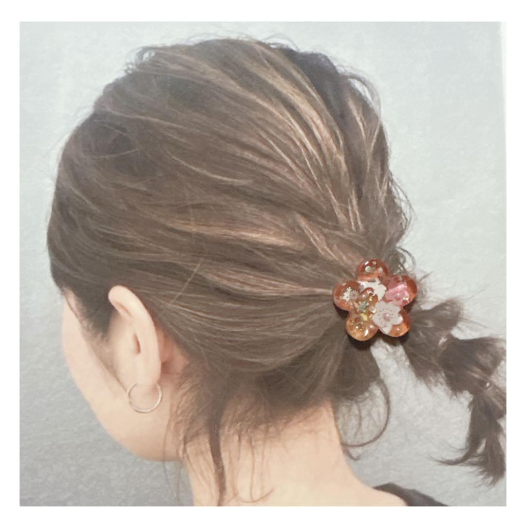 No 989❣️可愛いお正月模様ハート型レジンヘアゴム❣️٩(๑❛ᴗ❛๑)۶❣️