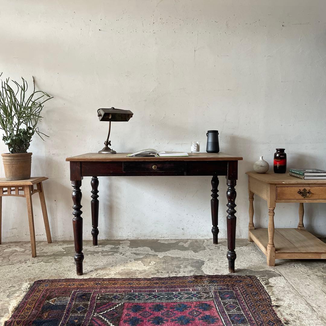 ダイニングテーブル B&C