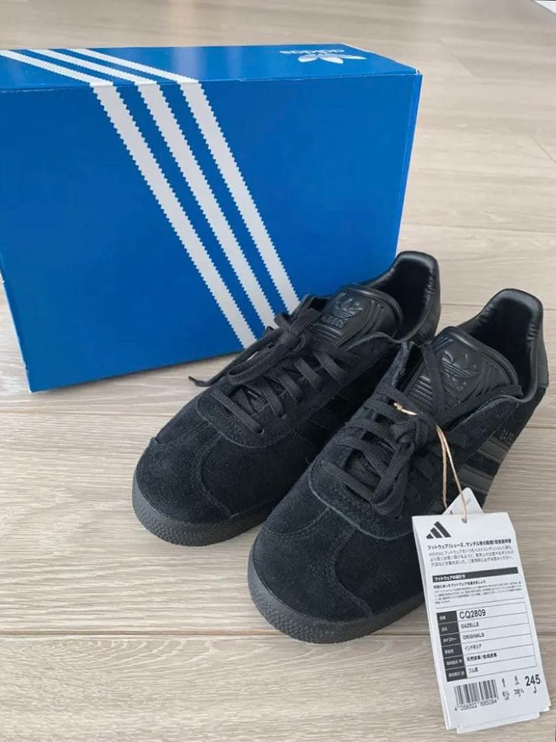 新品 adidas トリプルブラック gazelle ガゼル 黒 24.5