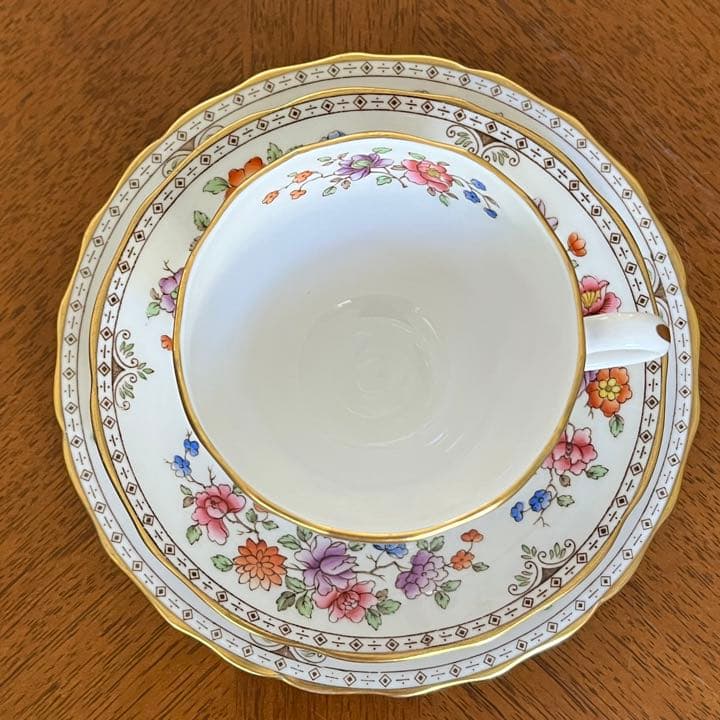 【英国ビンテージ】スポード ★LAURISTON★トリオ